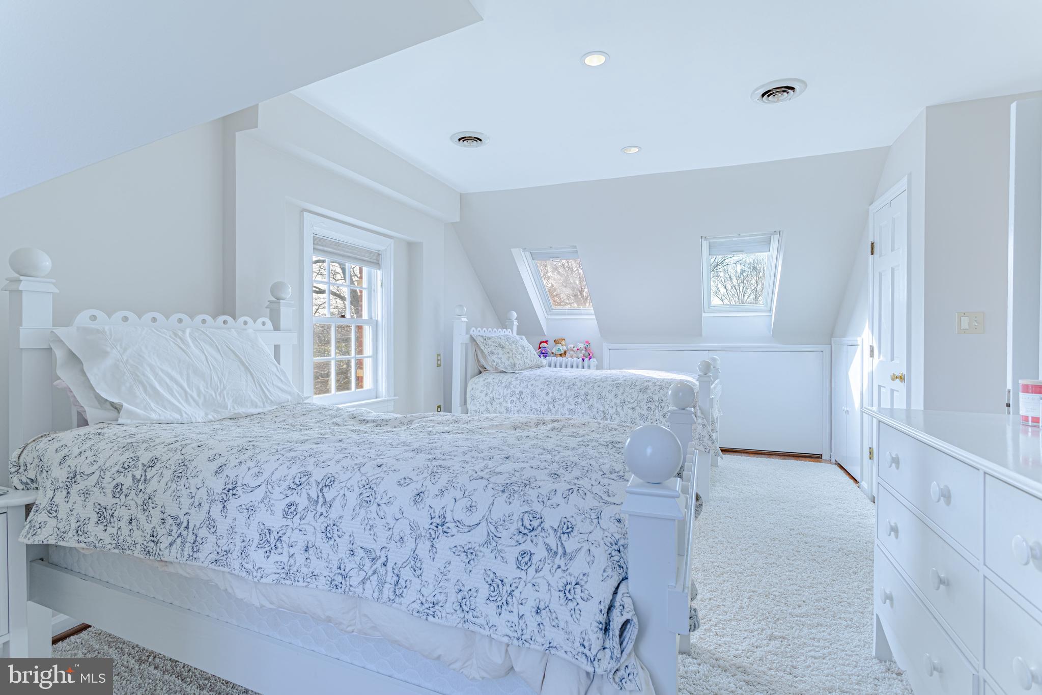 712 West Braddock Road Alexandria, VA 22302 - Photo 36 of 68 Bedroom #4