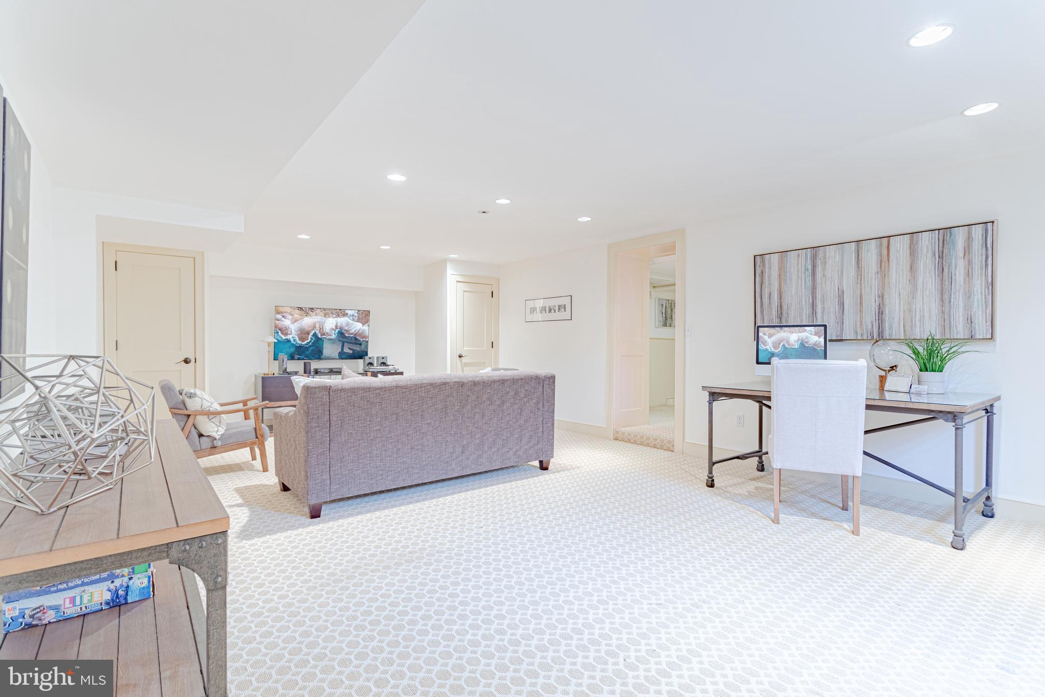 712 West Braddock Road Alexandria, VA 22302 - Photo 43 of 68