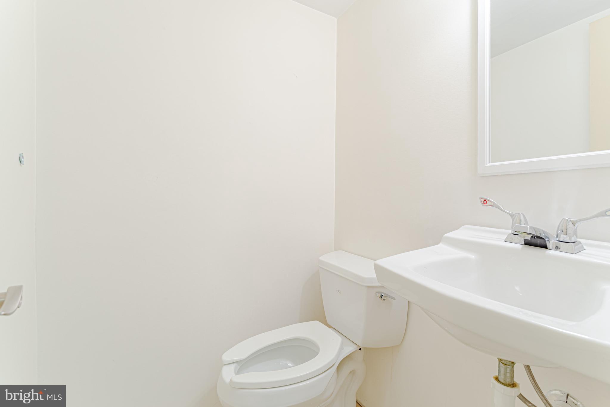 712 West Braddock Road Alexandria, VA 22302 - Photo 53 of 68 LL Half Bath