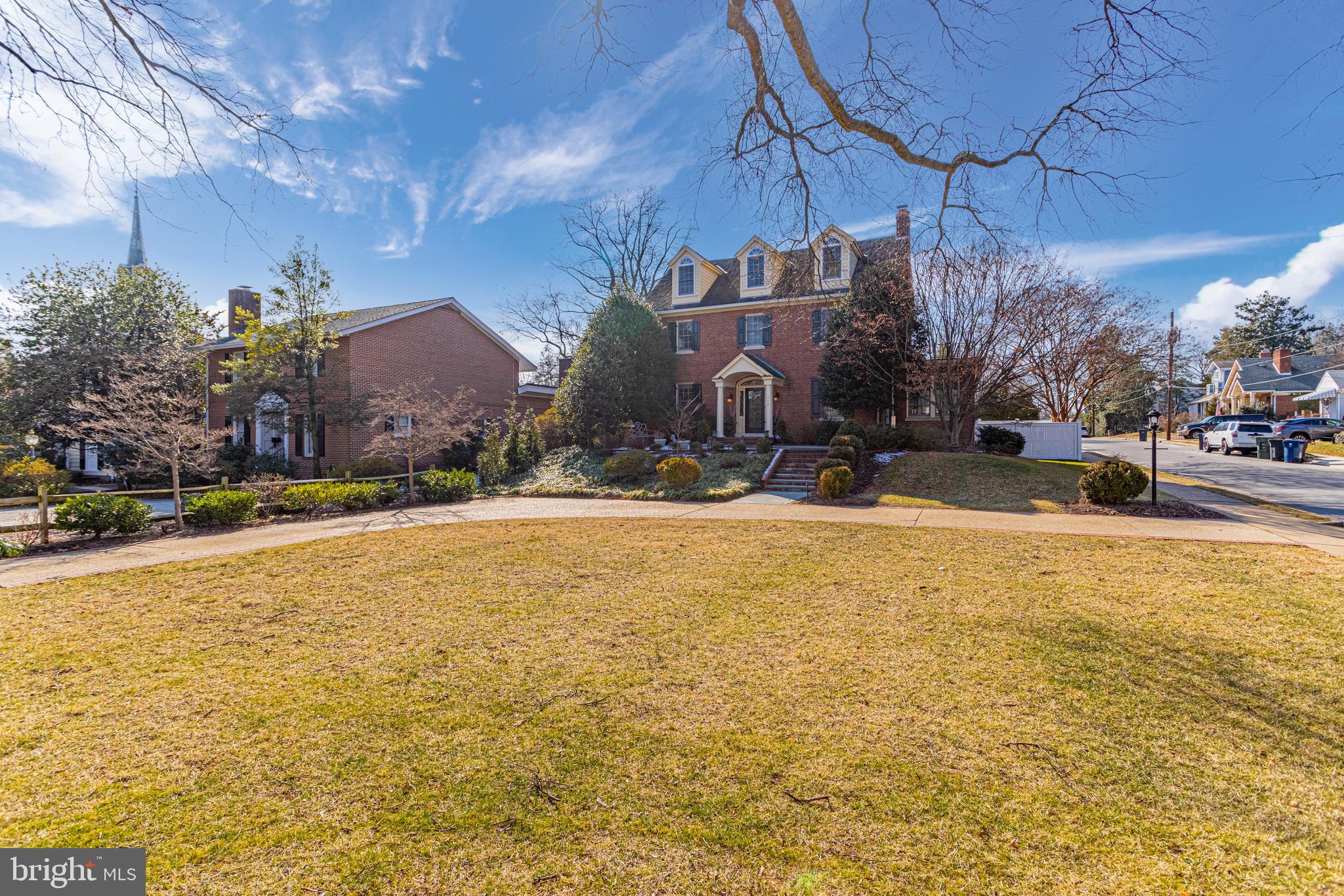 712 West Braddock Road Alexandria, VA 22302 - Photo 55 of 68 Front Yard