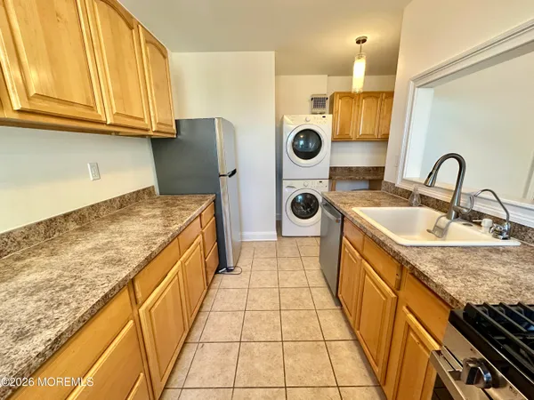 $3,750 | 500 Deal Lake Drive, Unit 5C, Asbury Park, NJ 07712