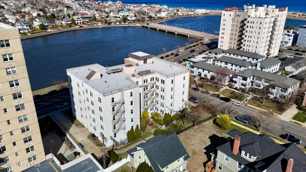 $3,750 | 500 Deal Lake Drive, Unit 5C, Asbury Park, NJ 07712
