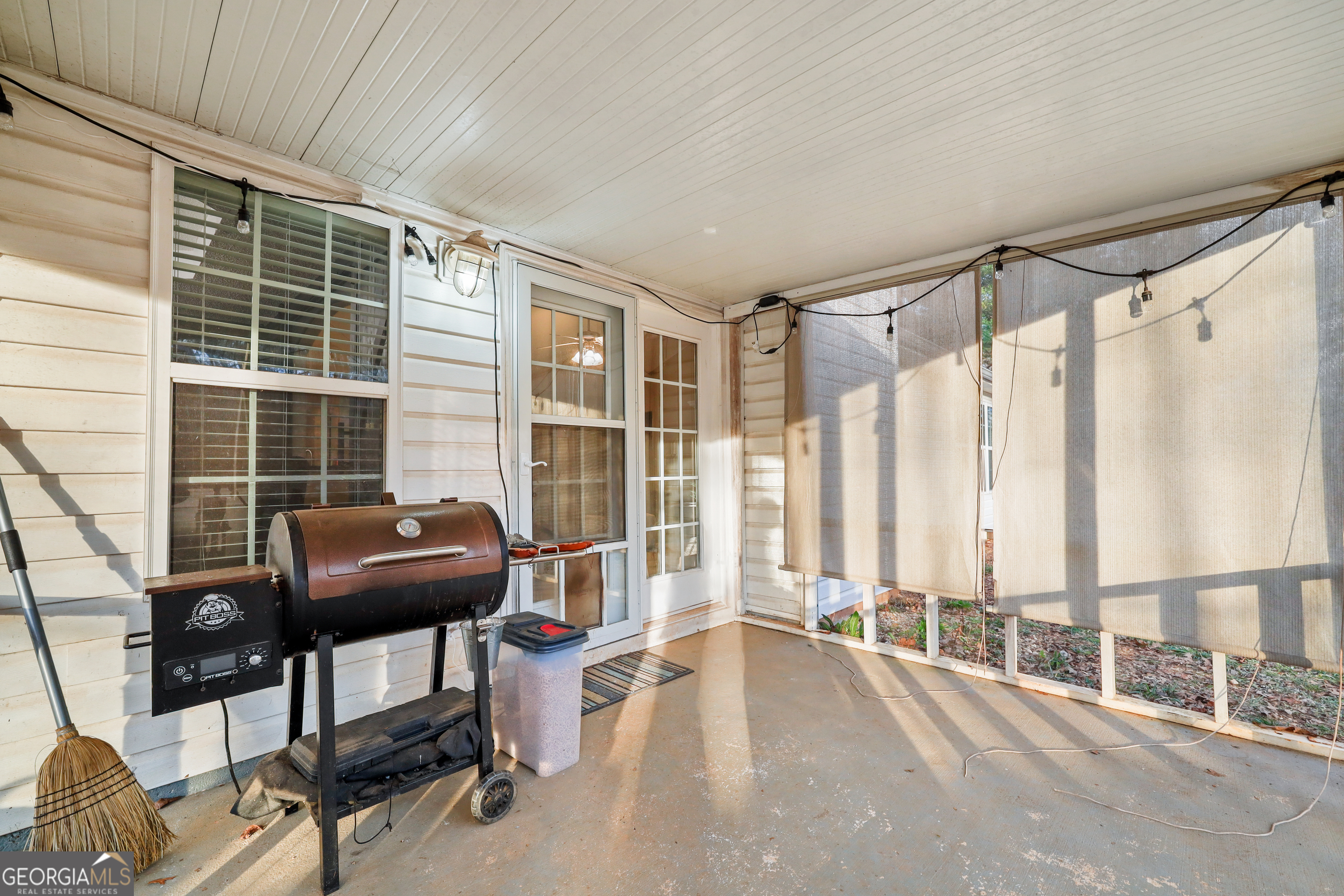 162 Oak View Drive Hull, GA 30646 - Photo 9 of 45