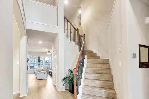 $3,800 | 10 West Lasting Spring Circle, The Woodlands, TX 77389