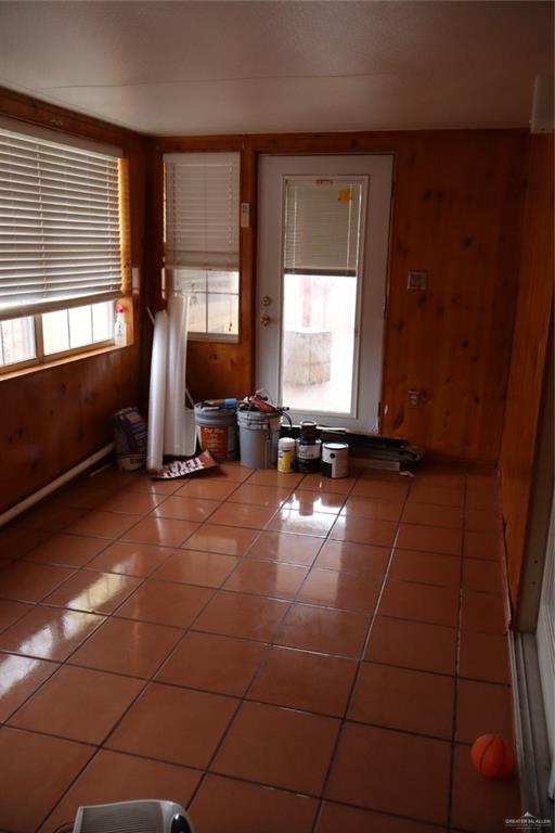 27 Las Palmas Road Zapata, TX 78076 - Photo 8 of 14 a room with gym equipment and windows
