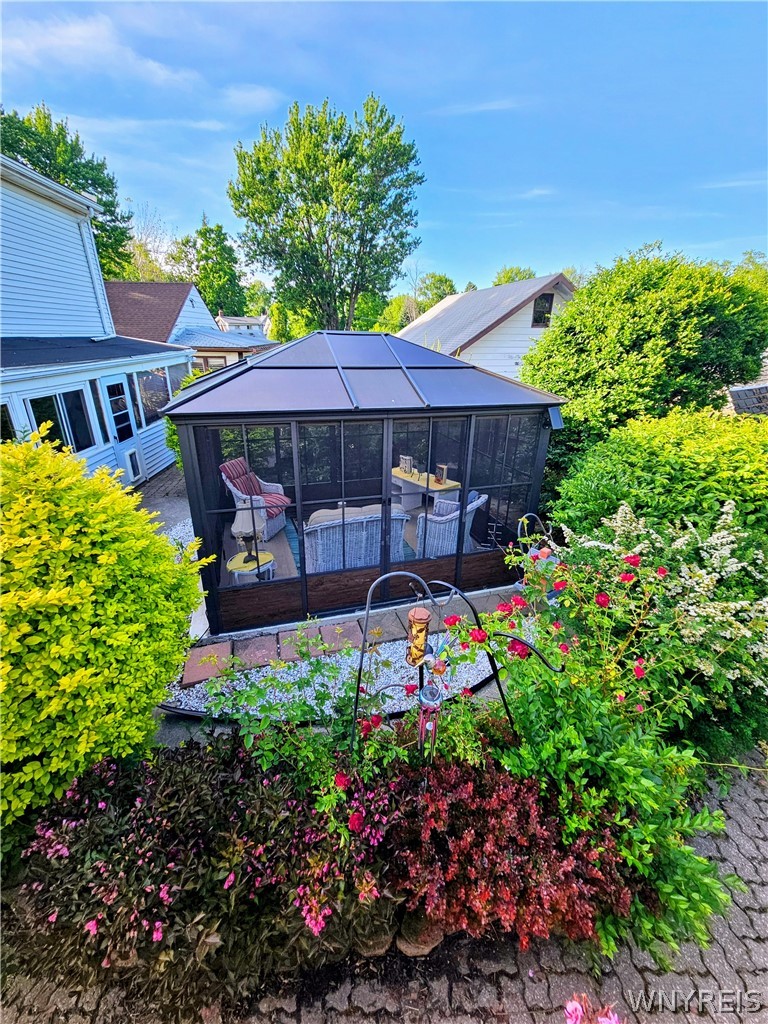 5791 Elmhurst Road Hamburg, NY 14085 - Photo 6 of 24