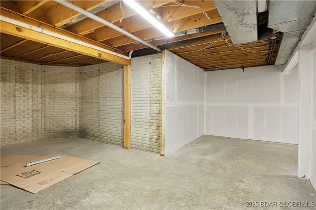 $480,000 | 130 Doubletree Lane, Camdenton, MO 65020