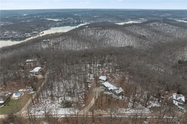 $480,000 | 130 Doubletree Lane, Camdenton, MO 65020