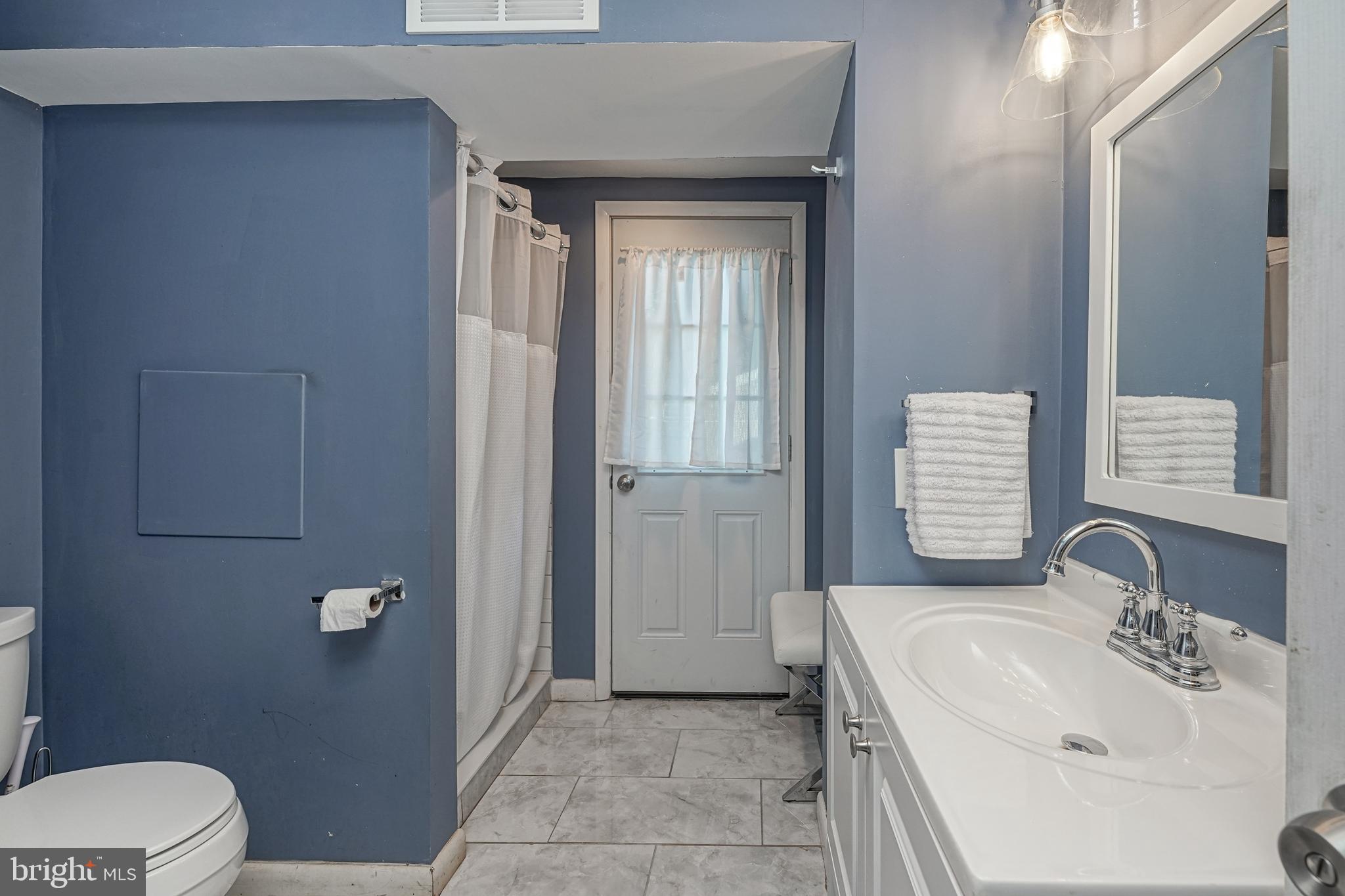 13 Tollhouse Road Eastampton, NJ 08060 - Photo 17 of 42 Cabana* Full Bath with backyard access