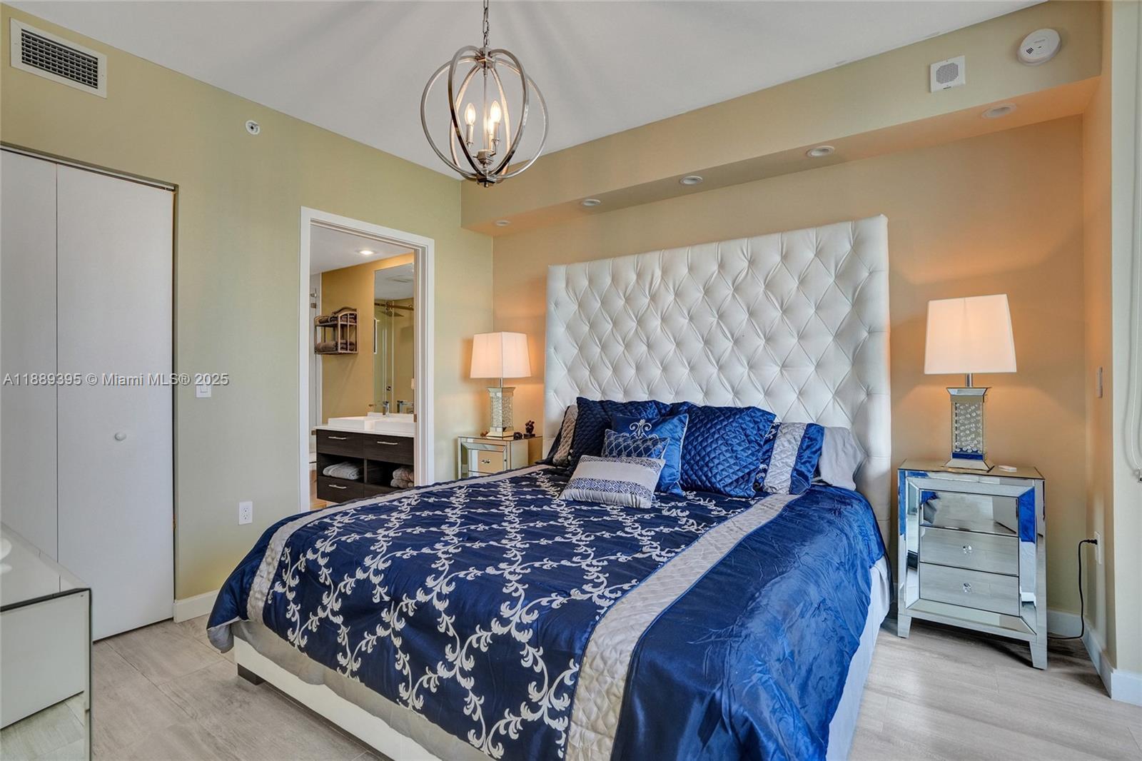 55 Southwest 9th Street, Unit 2201 Miami, FL 33130 - Photo 13 of 58