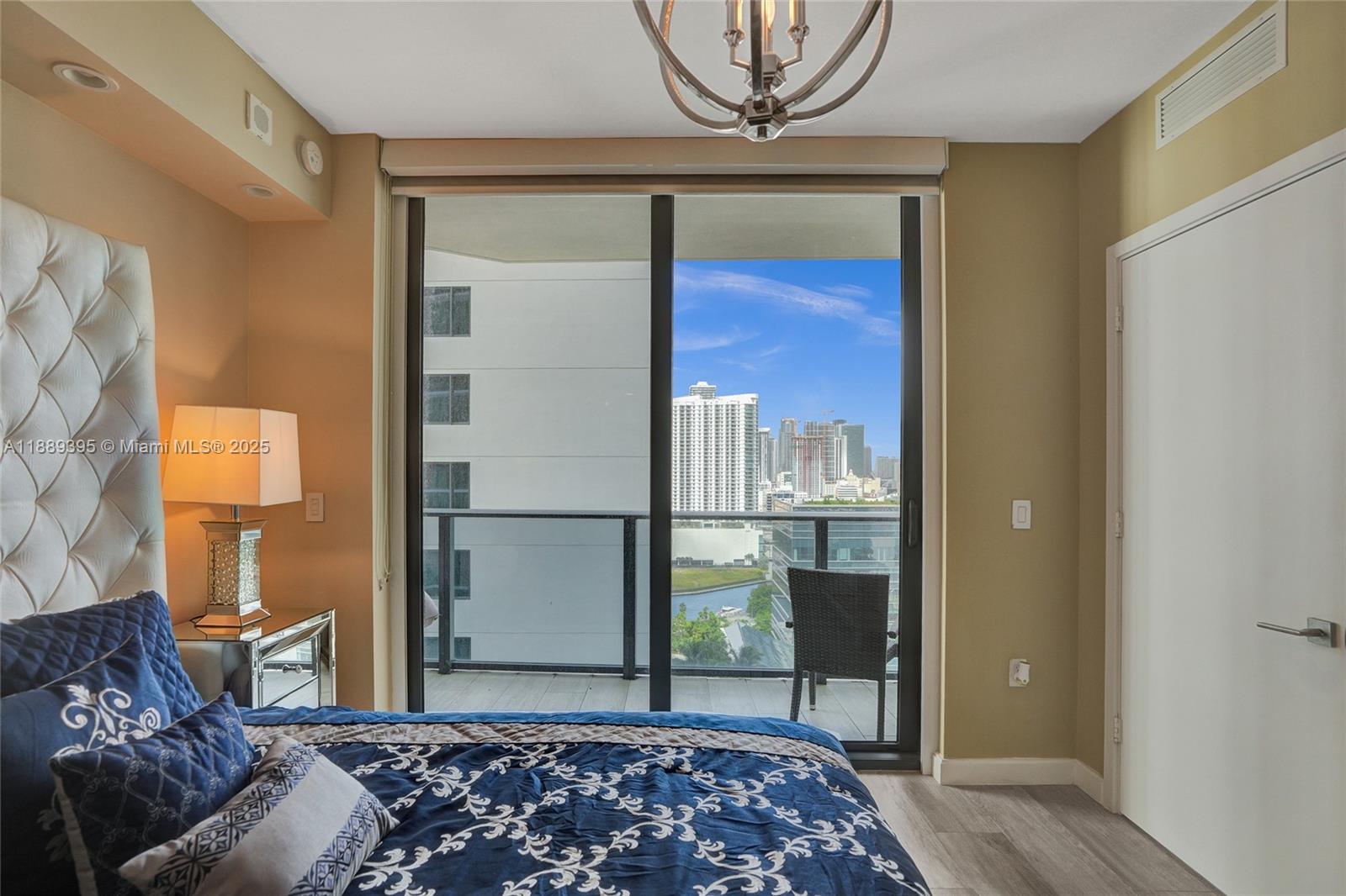 55 Southwest 9th Street, Unit 2201 Miami, FL 33130 - Photo 16 of 58