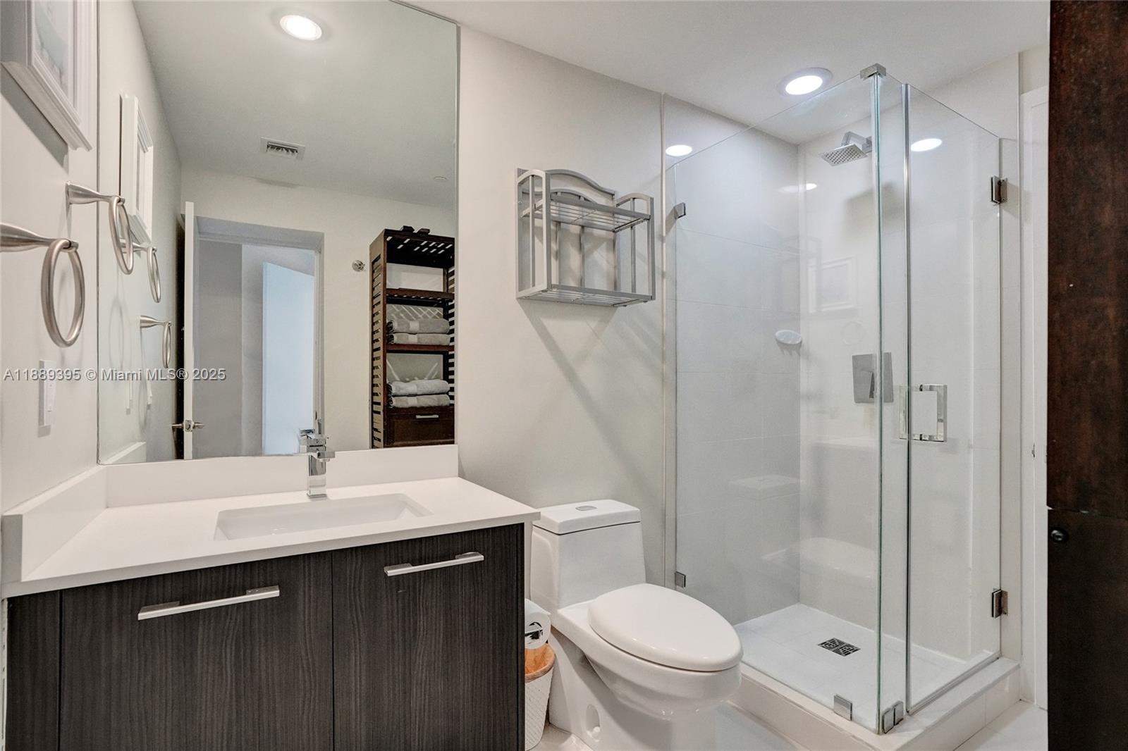 55 Southwest 9th Street, Unit 2201 Miami, FL 33130 - Photo 25 of 58