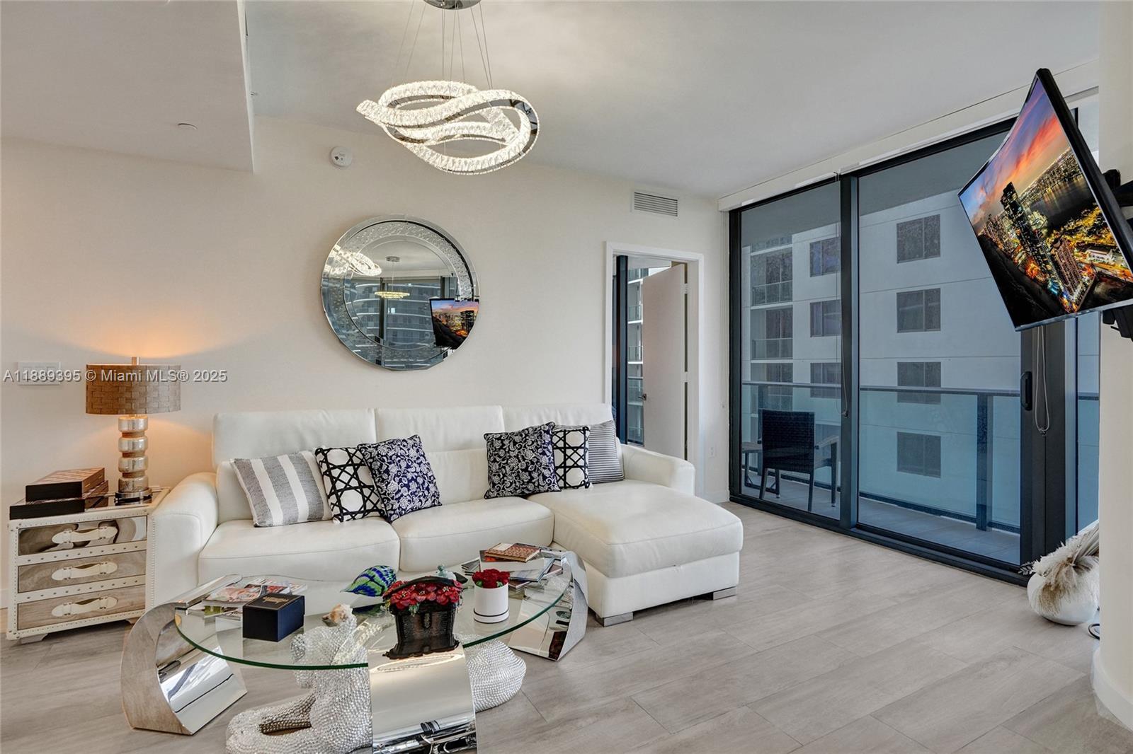 55 Southwest 9th Street, Unit 2201 Miami, FL 33130 - Photo 3 of 58