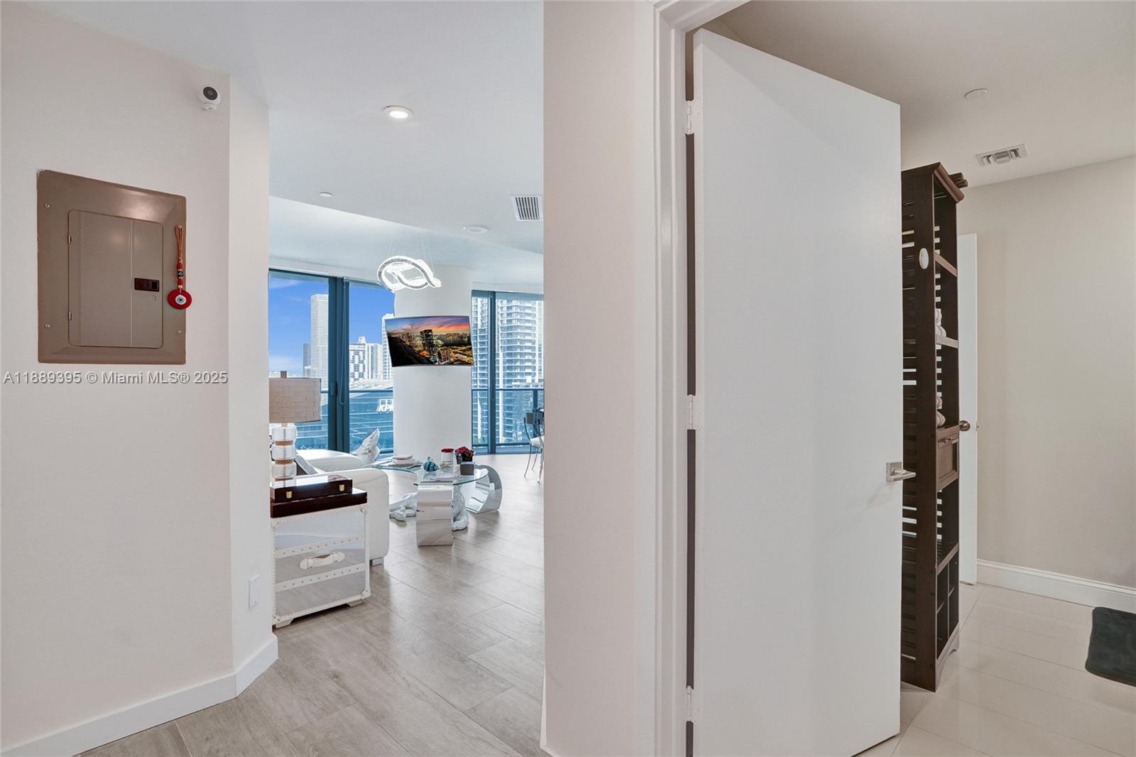 55 Southwest 9th Street, Unit 2201 Miami, FL 33130 - Photo 37 of 58