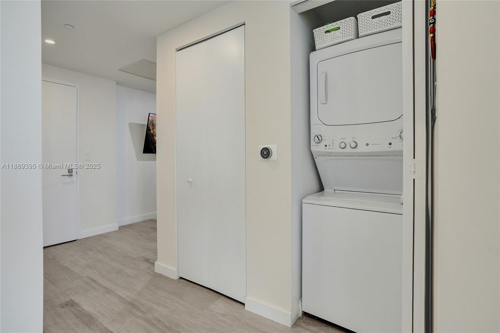 55 Southwest 9th Street, Unit 2201 Miami, FL 33130 - Photo 38 of 58