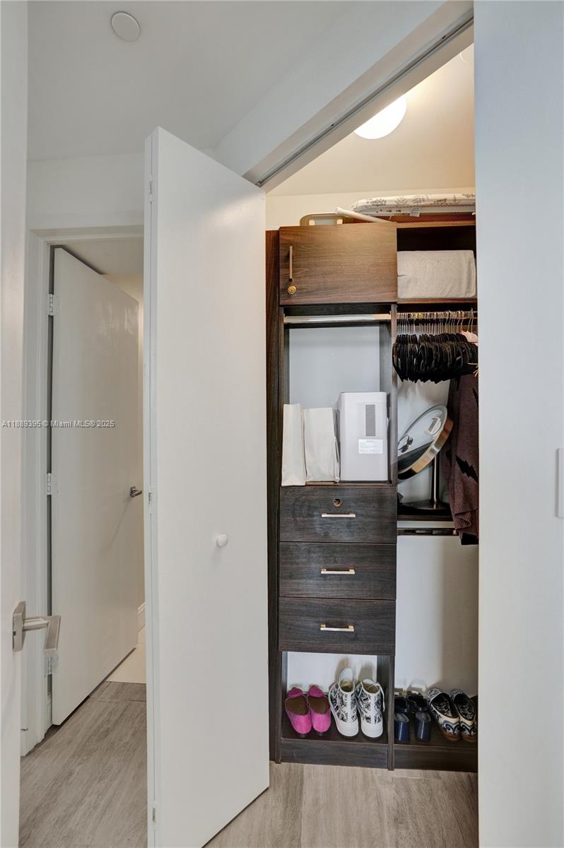 55 Southwest 9th Street, Unit 2201 Miami, FL 33130 - Photo 41 of 58