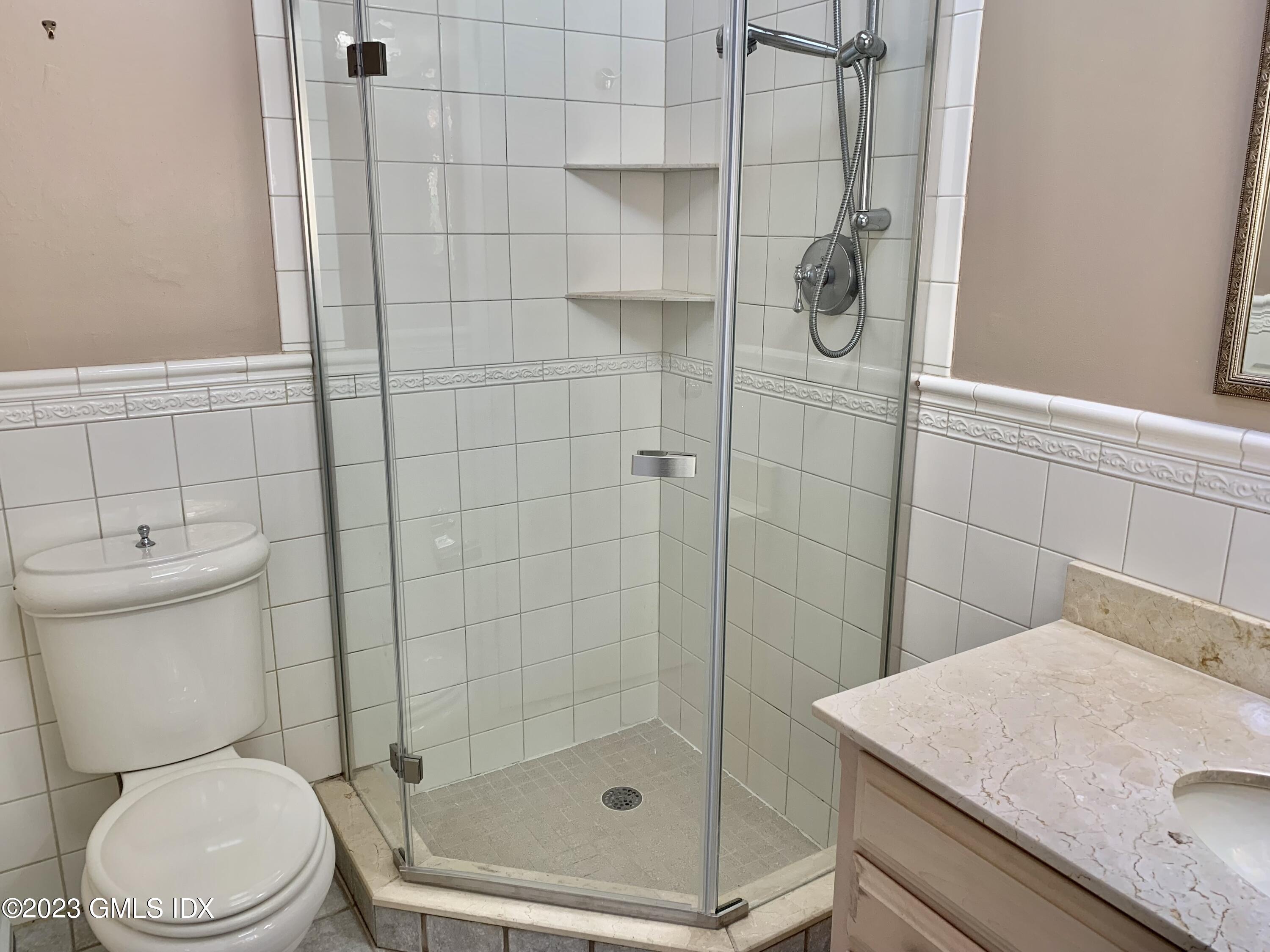 15 Windsor Lane Cos Cob, CT 06807 - Photo 13 of 31 IMG_E1825