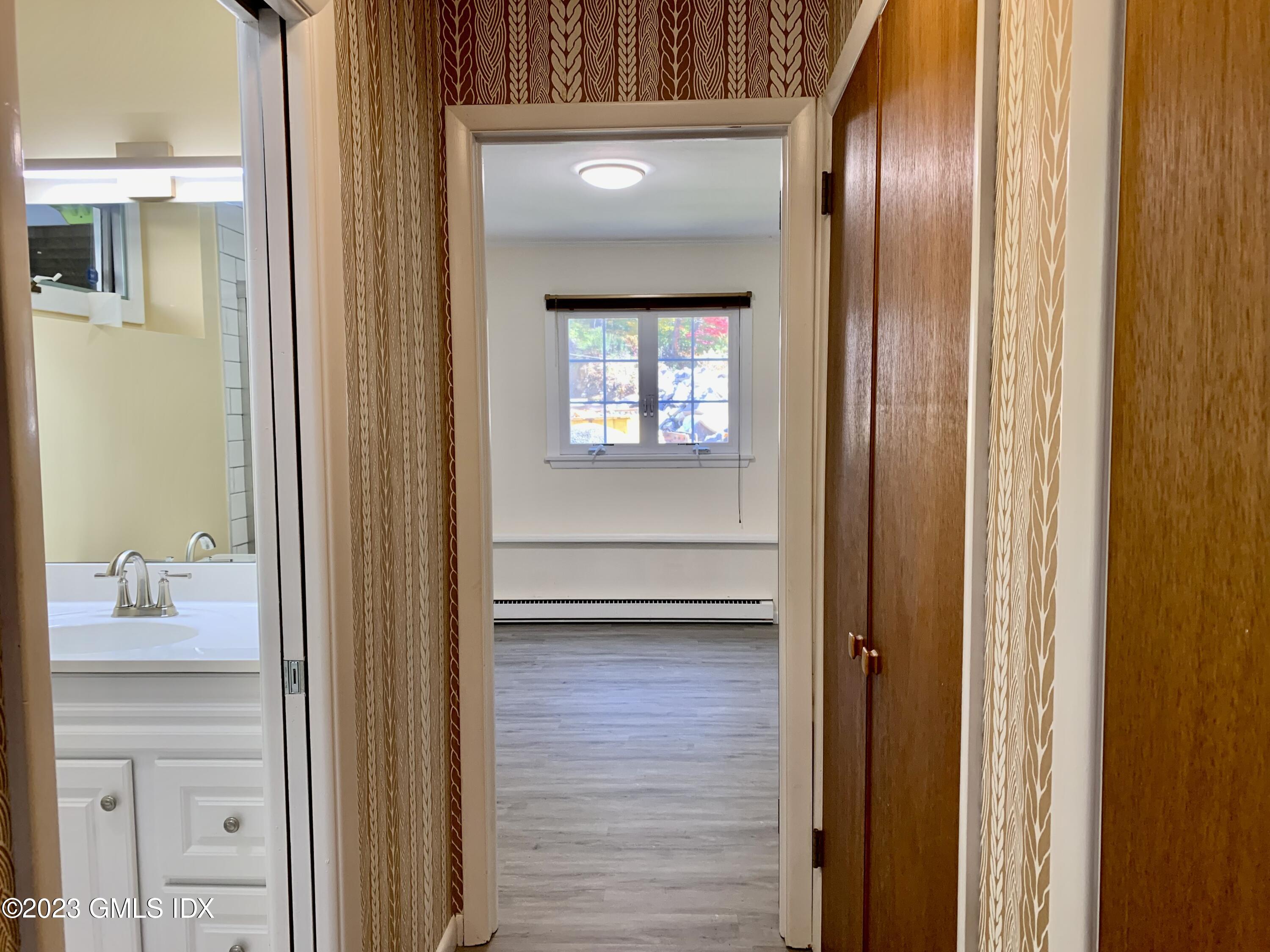 15 Windsor Lane Cos Cob, CT 06807 - Photo 25 of 31 IMG_E1852