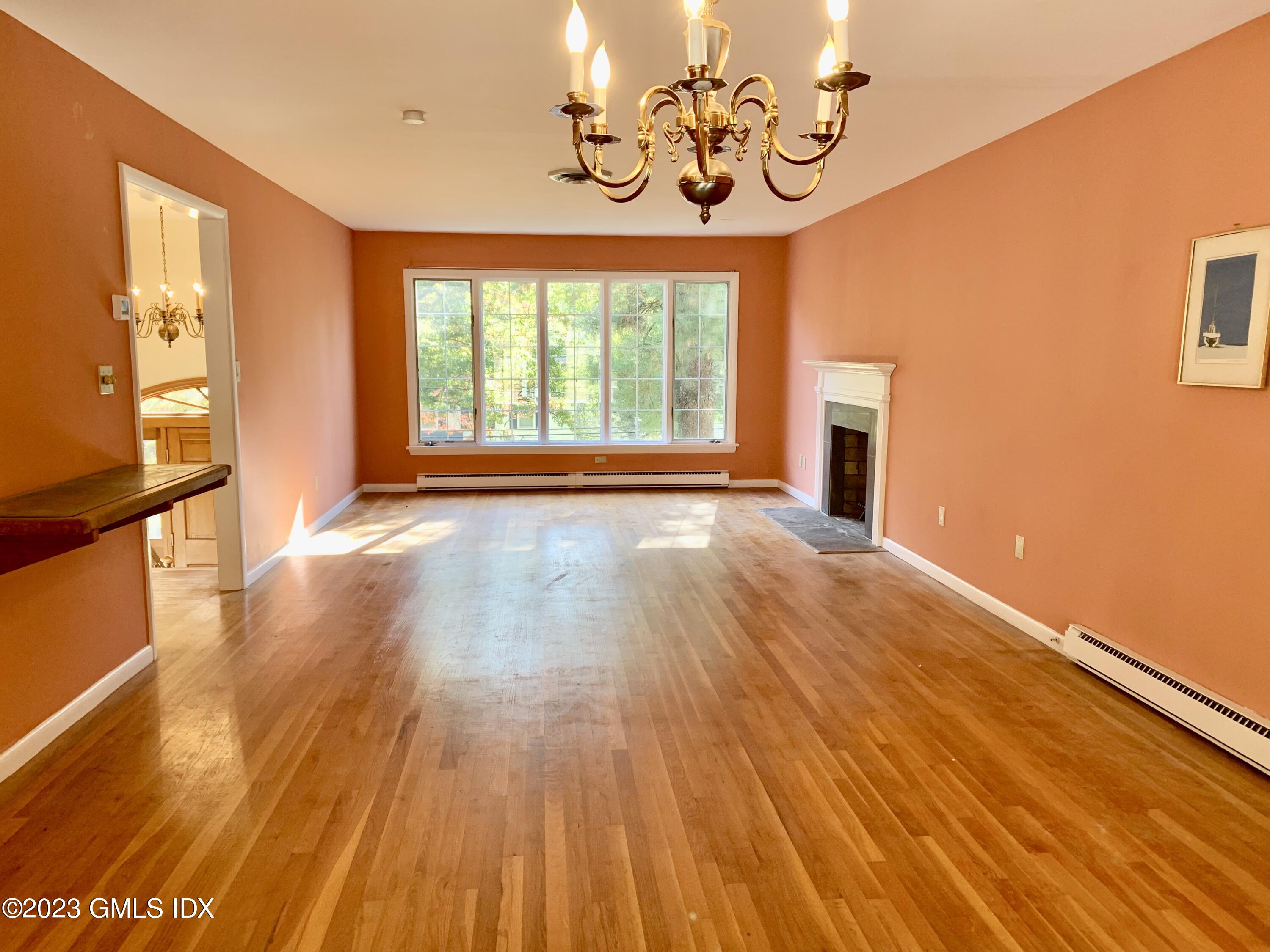 15 Windsor Lane Cos Cob, CT 06807 - Photo 3 of 31 IMG_E1805