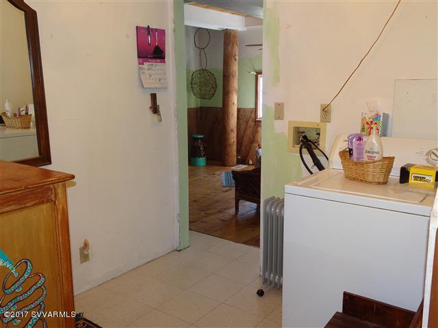 4300 North Culpepper Ranch Road Rimrock, AZ 86335 - Photo 17 of 57 LAUNDRY
