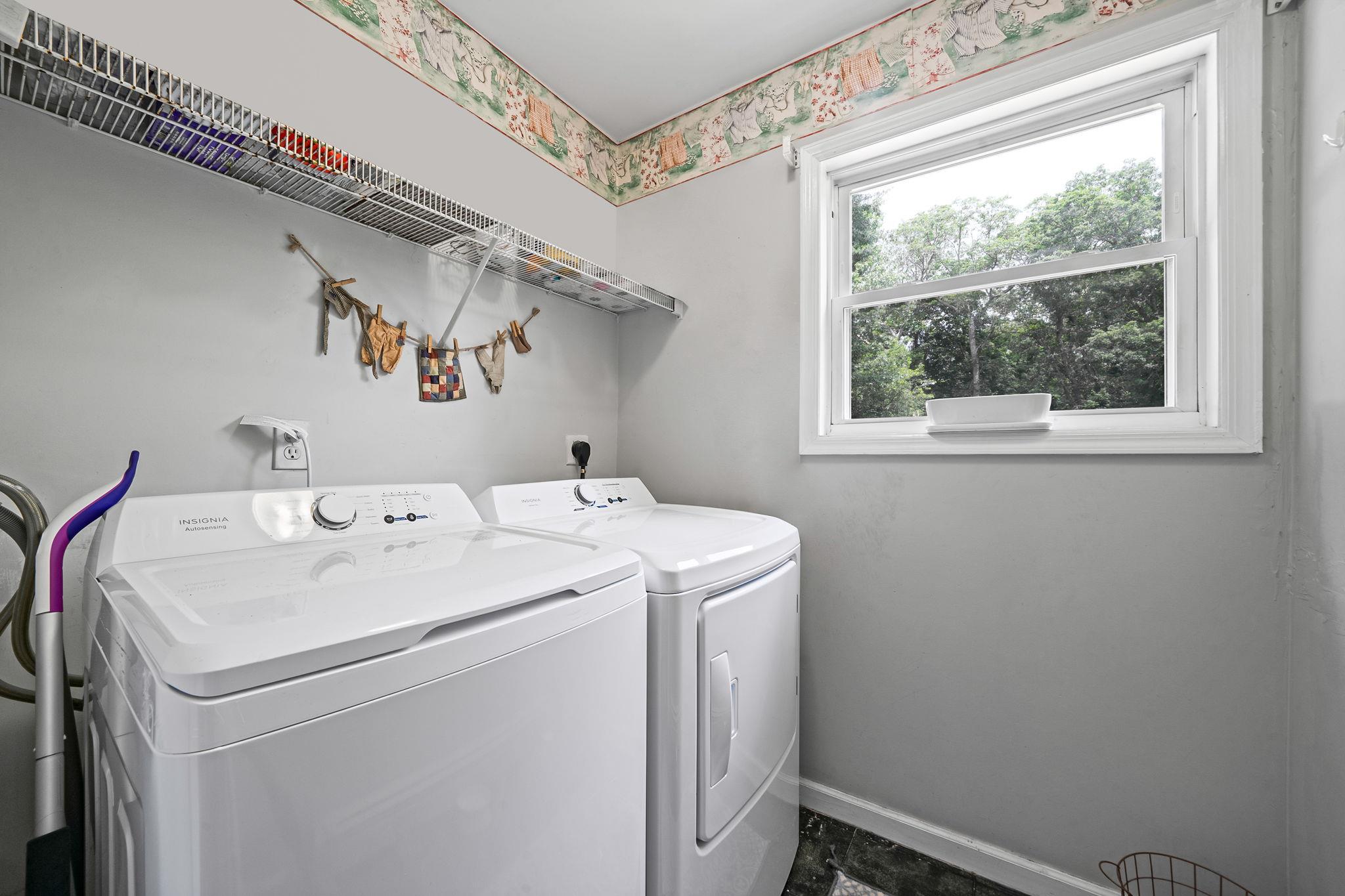 4 Ariel Court Rocky Point, NY 11778 - Photo 19 of 45 a utility room with dryer and washer
