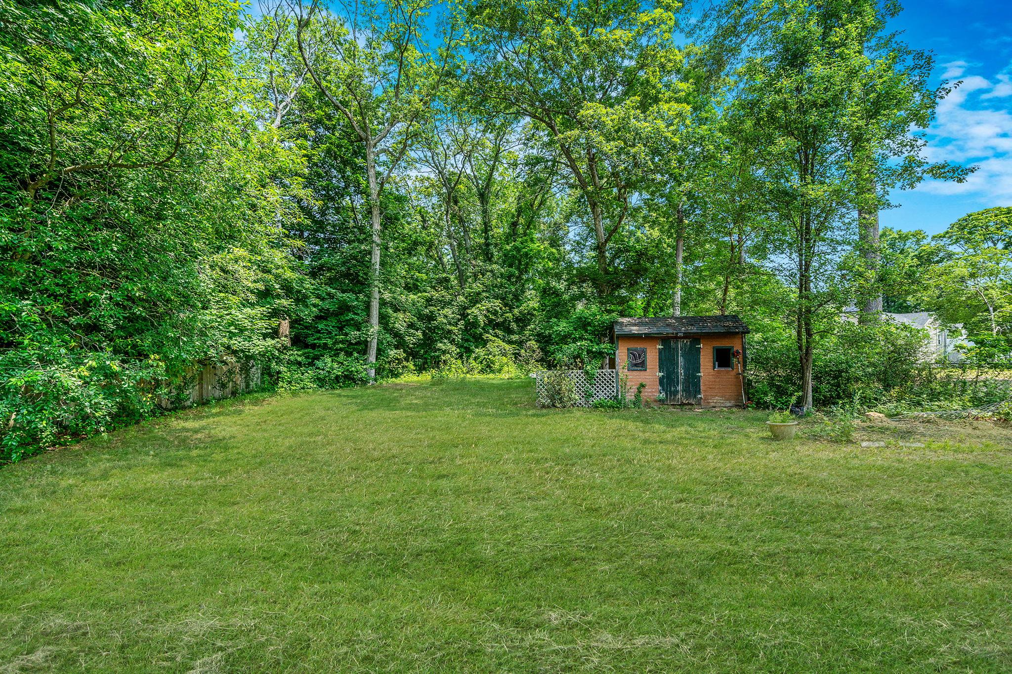 4 Ariel Court Rocky Point, NY 11778 - Photo 44 of 45 a fire hydrant in the middle of a field