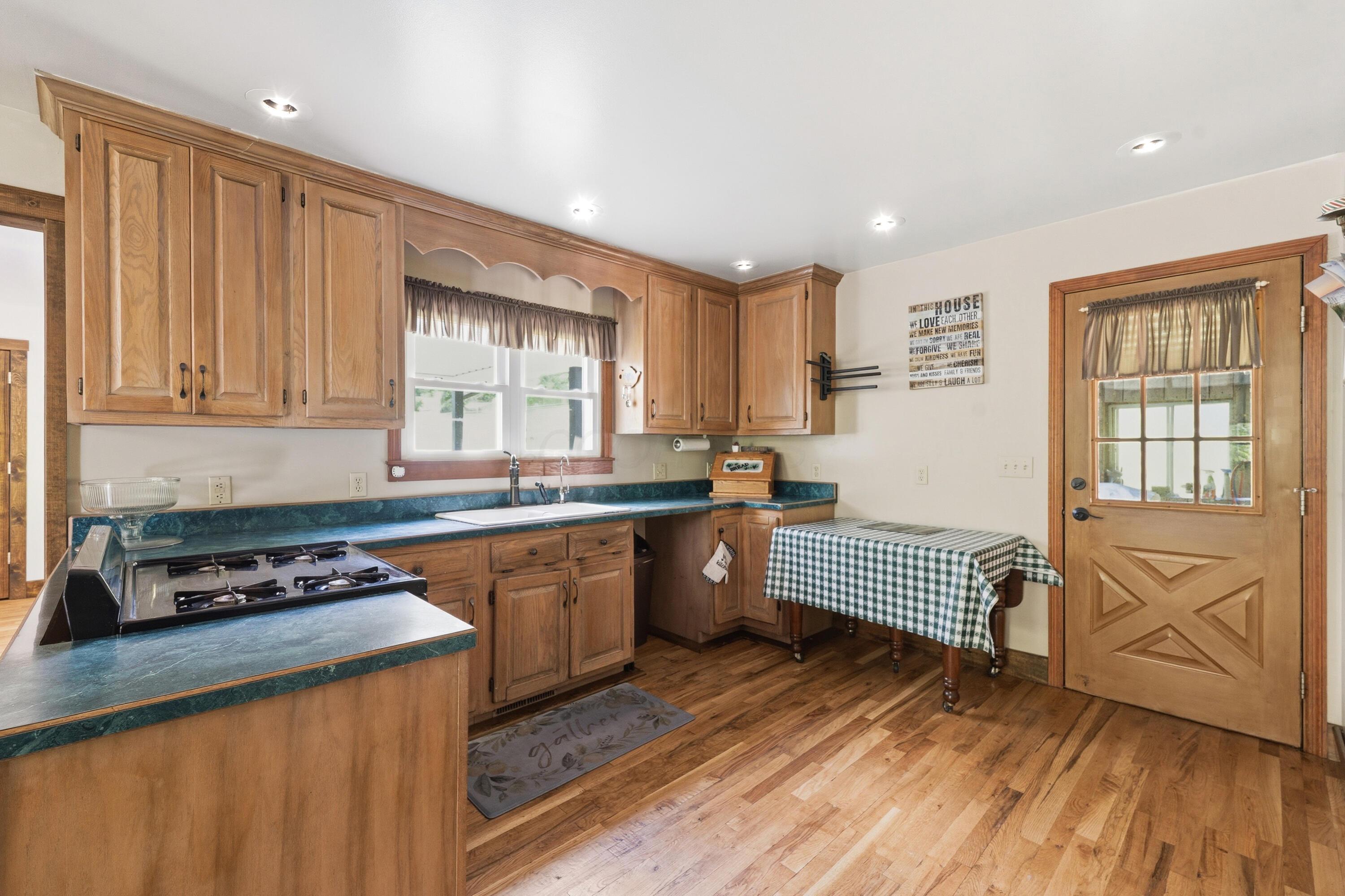 65087 Rowland Road Hamden, OH 45634 - Photo 47 of 65 Kitchen3