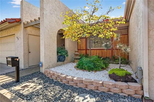 $999,800 | 892 Highpoint Drive, Claremont, CA 91711