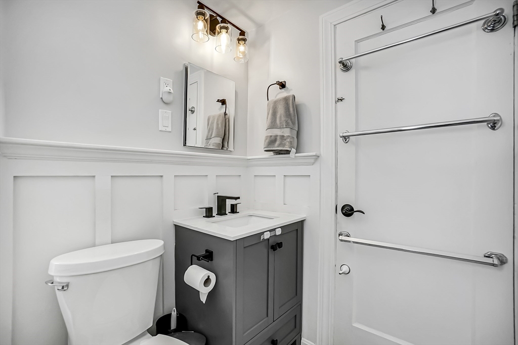 17 Tennyson Road Waltham, MA 02453 - Photo 15 of 33 Gallery Image 15
