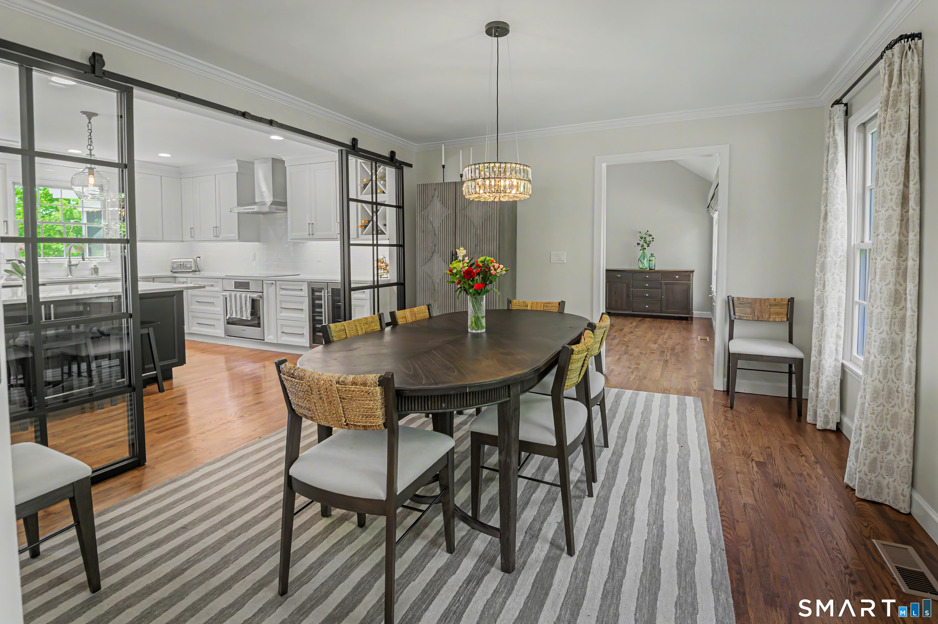9 Schoolhouse Place Ridgefield, CT 06877 - Photo 8 of 40