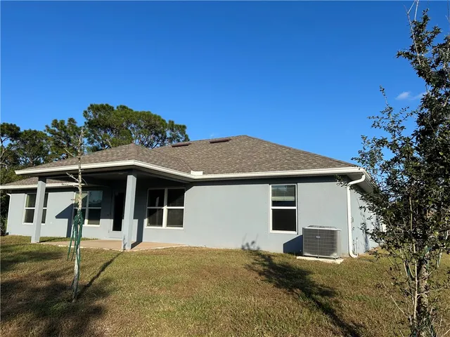 $2,600 | 1391 Seahouse Street, Sebastian, FL 32958