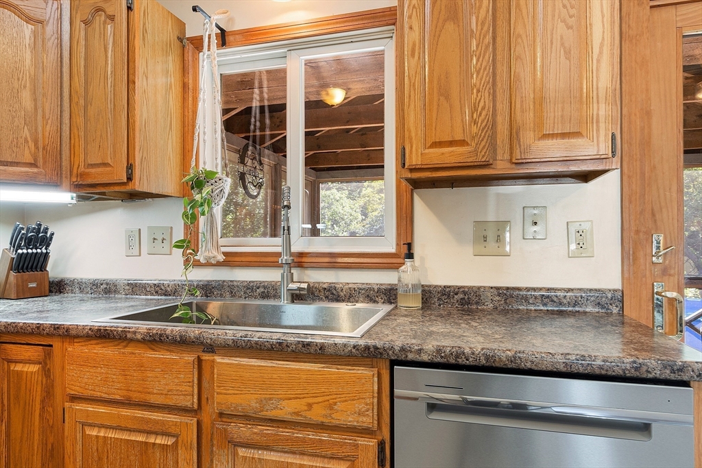 5 Glenn Road Merrimac, MA 01860 - Photo 15 of 40 Gallery Image 15