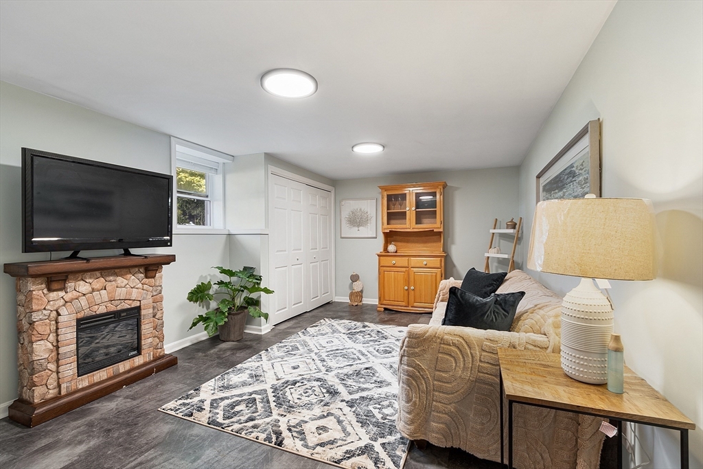 5 Glenn Road Merrimac, MA 01860 - Photo 28 of 40 Gallery Image 28