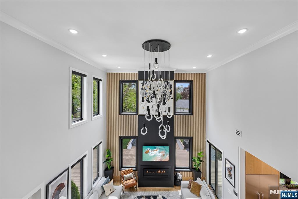 424 East Ridgewood Avenue Paramus, NJ 07652 - Photo 23 of 50