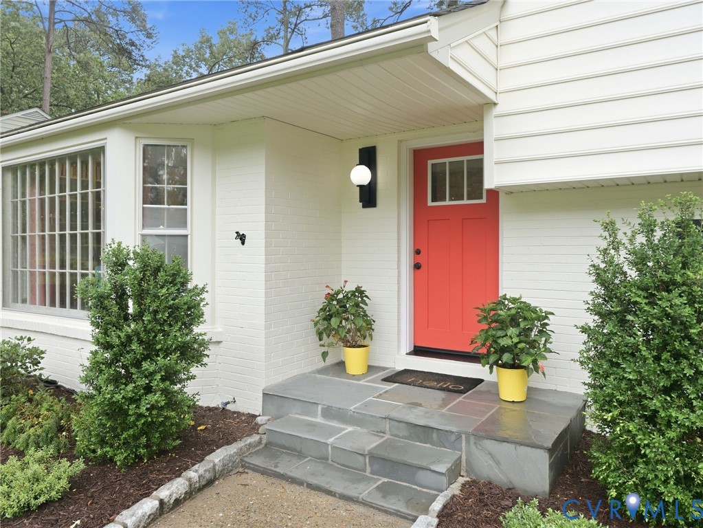 8803 Watlington Road Henrico, VA 23229 - Photo 2 of 31