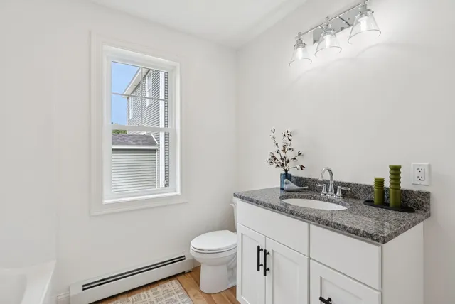 $399,900 | 5 Feldspar Lane, Unit 3, Cumberland Center, ME 04021