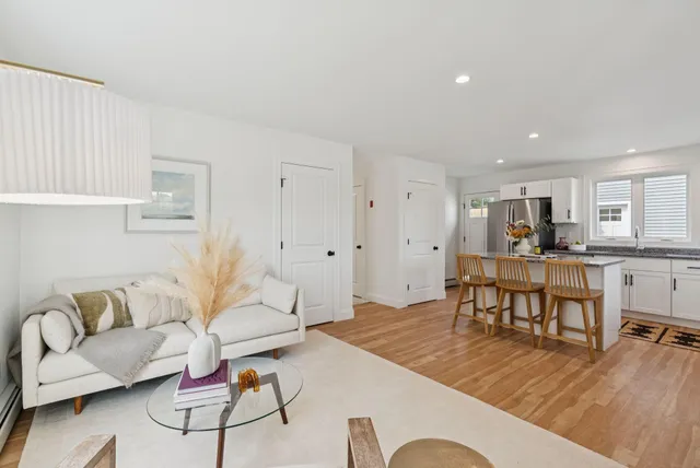 $399,900 | 5 Feldspar Lane, Unit 3, Cumberland Center, ME 04021