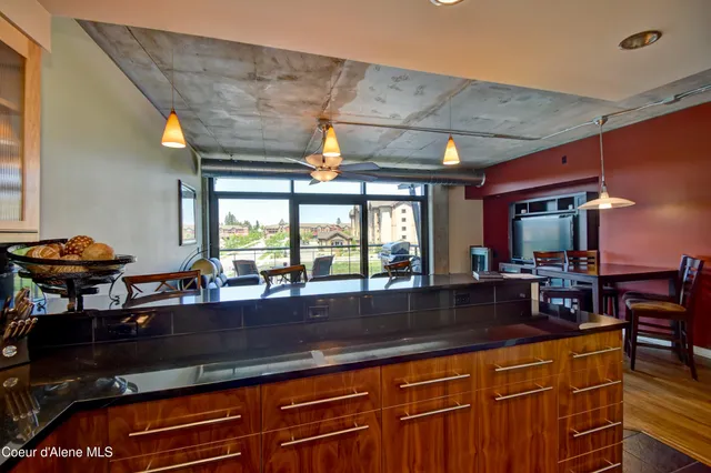 $799,900 | 1884 Bellerive Lane, Unit 415, Coeur D'Alene, ID 83814