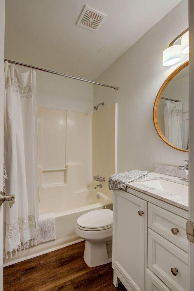 252 Howle Avenue, Unit A4 Charleston, SC 29412 - Photo 13 of 17 howleA12