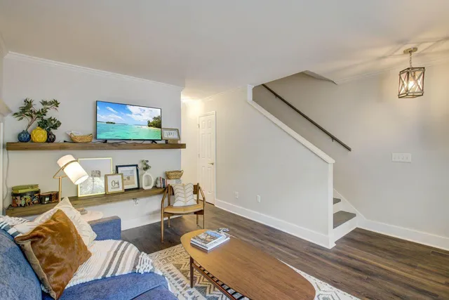 $349,900 | 252 Howle Avenue, Unit A4, Charleston, SC 29412