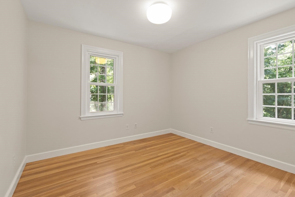 33 Mossman Road Sudbury, MA 01776 - Photo 17 of 30