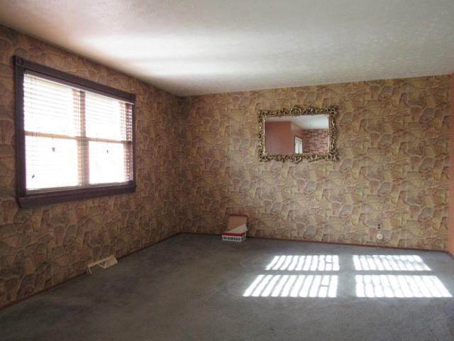 188 Burgess Field Road Uniontown, PA 15401 - Photo 12 of 18