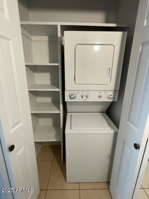 544 South Wilson Street, Unit 104 Tempe, AZ 85281 - Photo 11 of 15 a utility room with dryer and washer