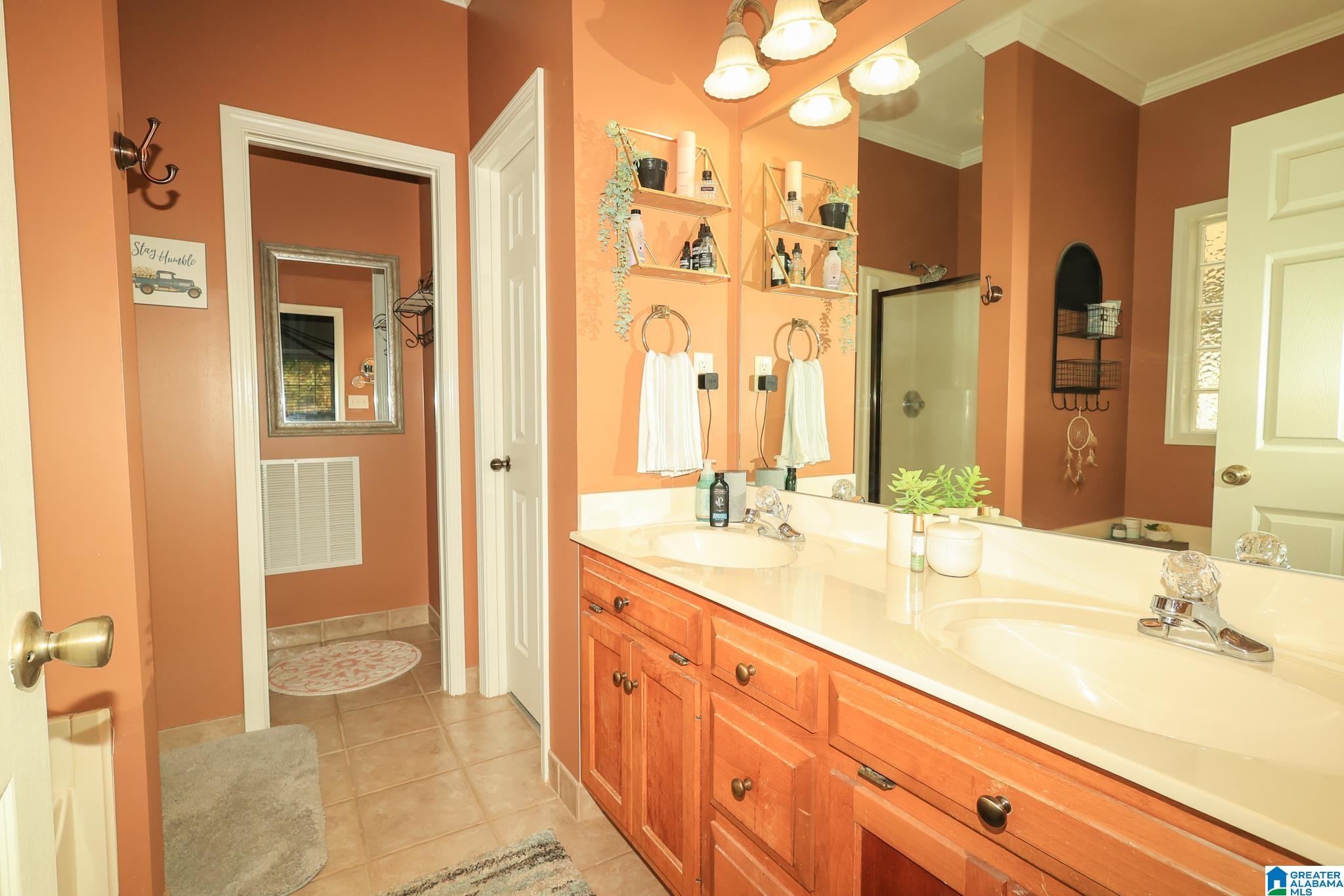 124 Cove Lane Pelham, AL 35124 - Photo 22 of 36