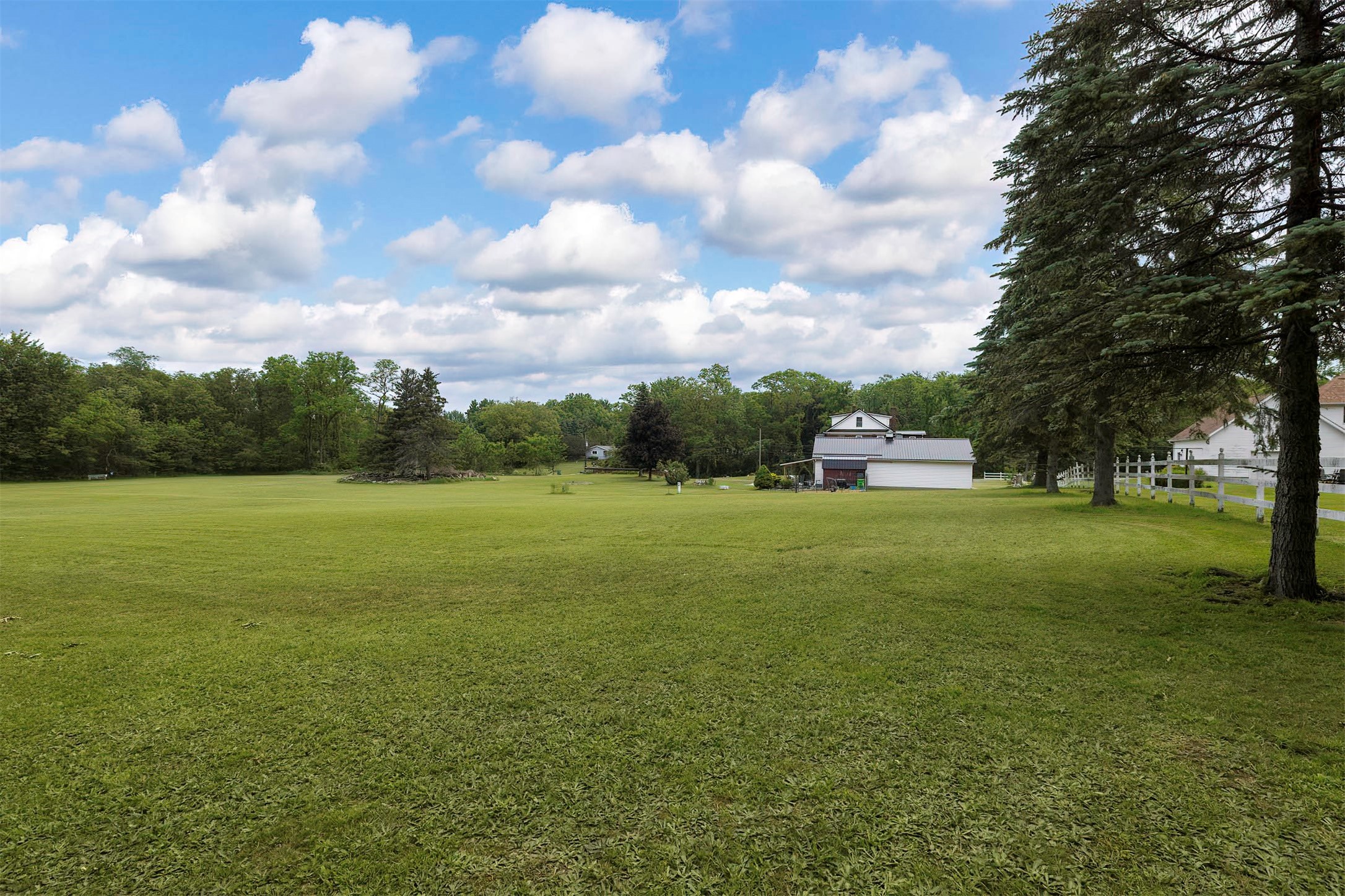 2976 Clark Road Erie, PA 16510 - Photo 37 of 40 Gallery Image 37