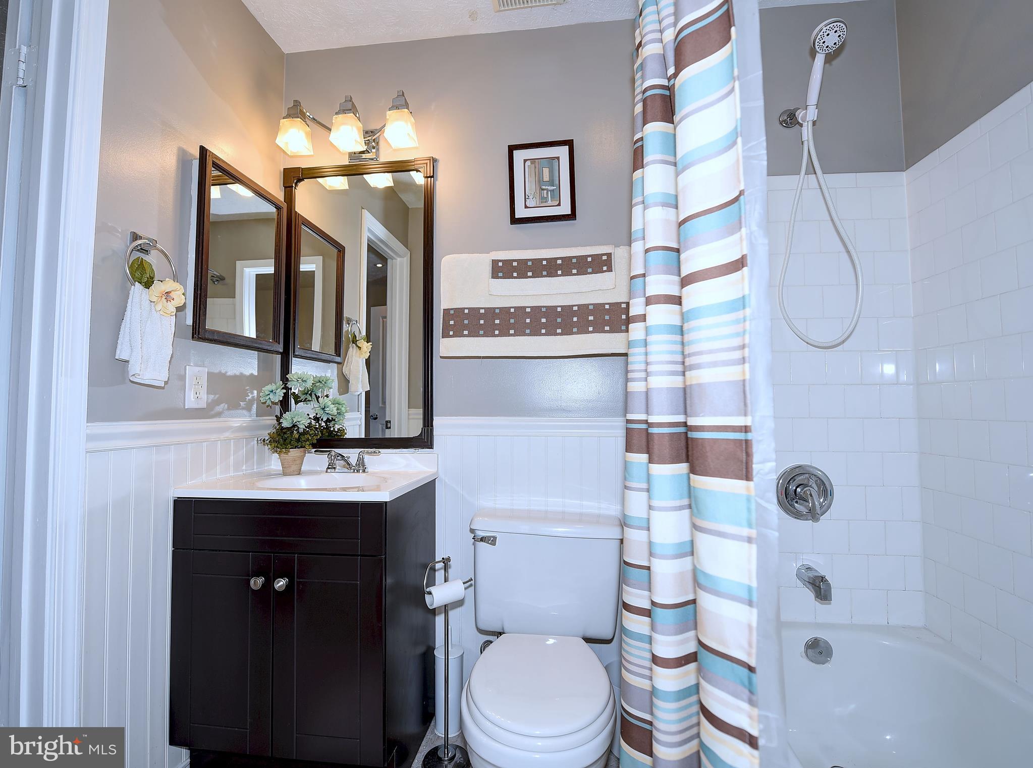 3916 Cutty Sark Road Baltimore, MD 21220 - Photo 21 of 30 Dual Entry Full Bathroom