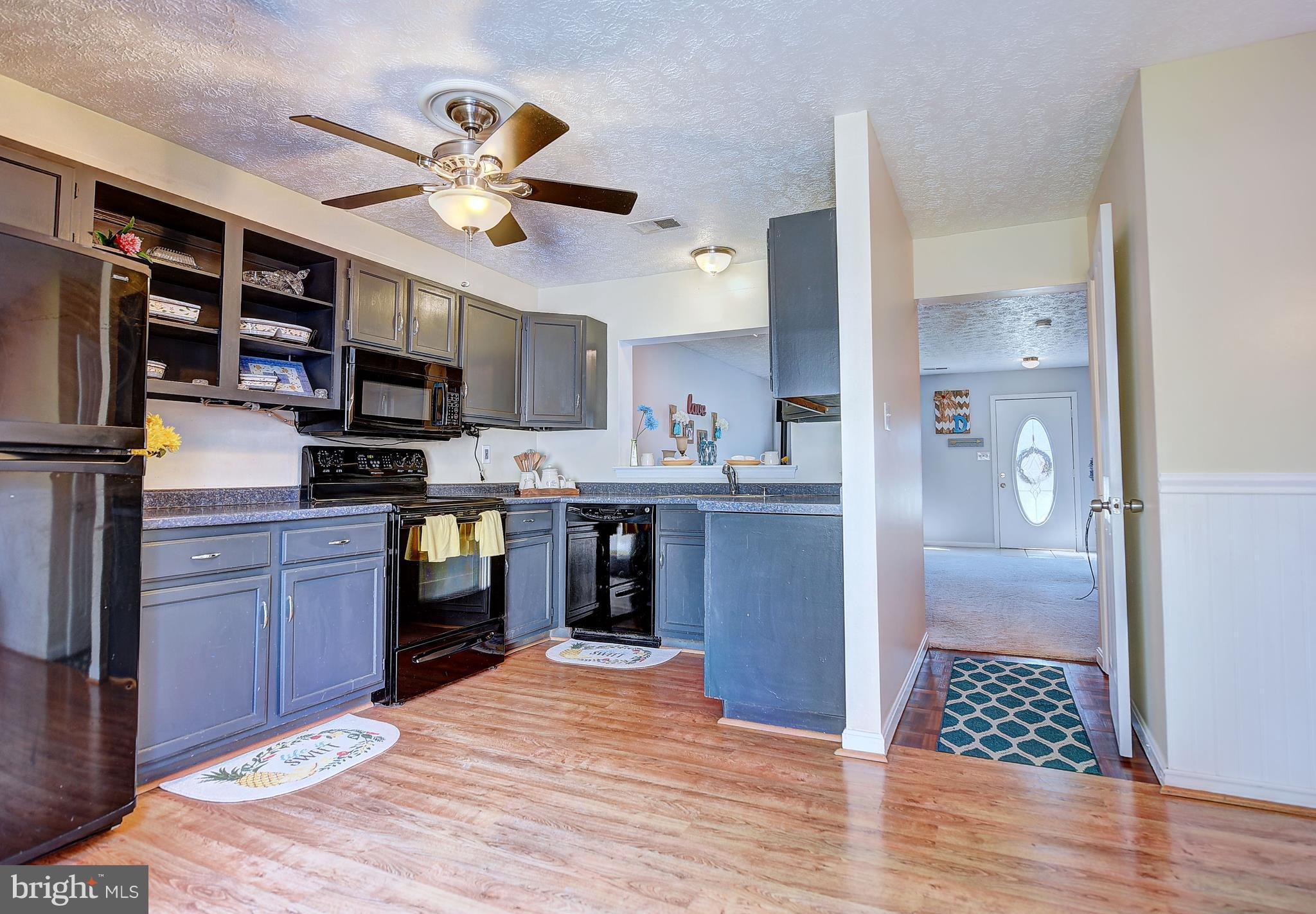 3916 Cutty Sark Road Baltimore, MD 21220 - Photo 8 of 30 Kitchen