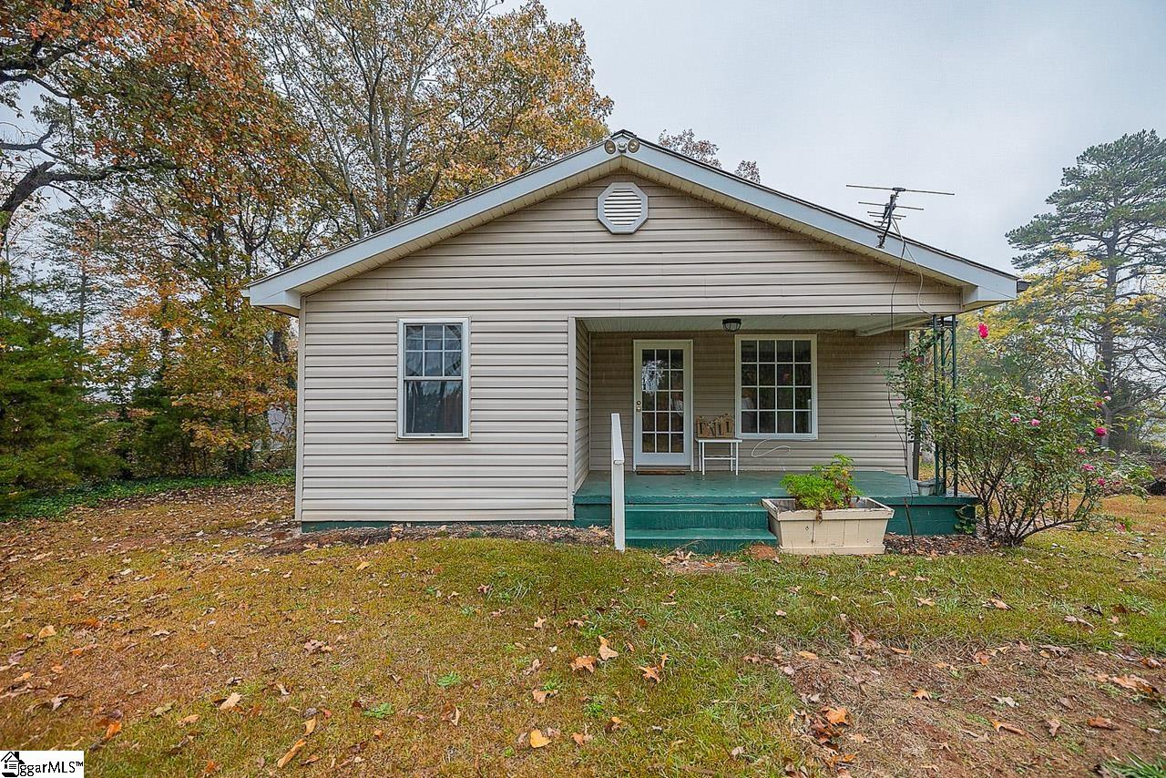 1070 Roddy Road Campobello, SC 29322 - Photo 1 of 22