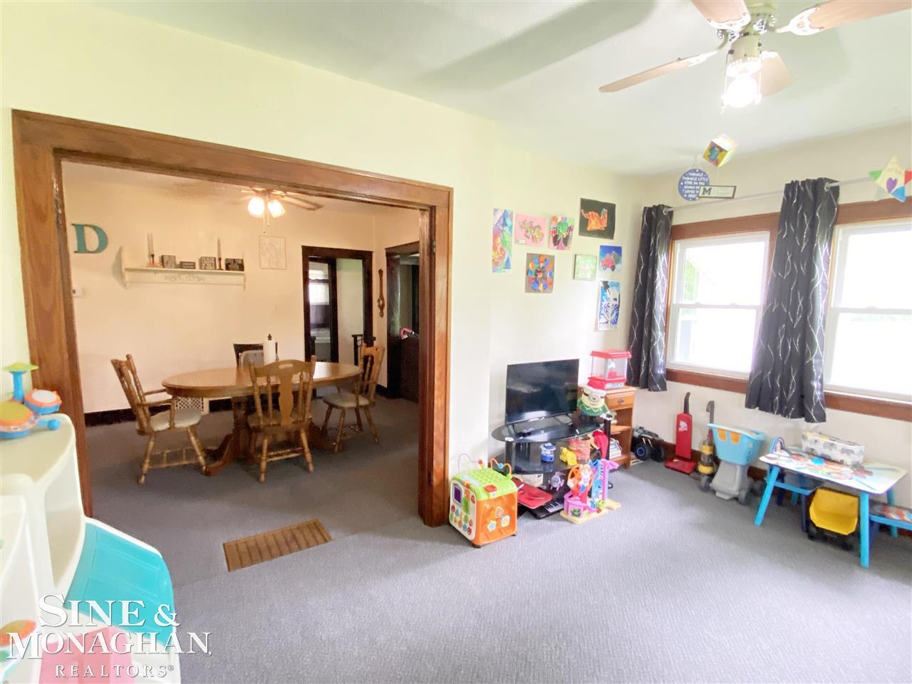 3846 Ravenswood Road Port Huron, MI 48060 - Photo 21 of 70 50077395-21.JPG