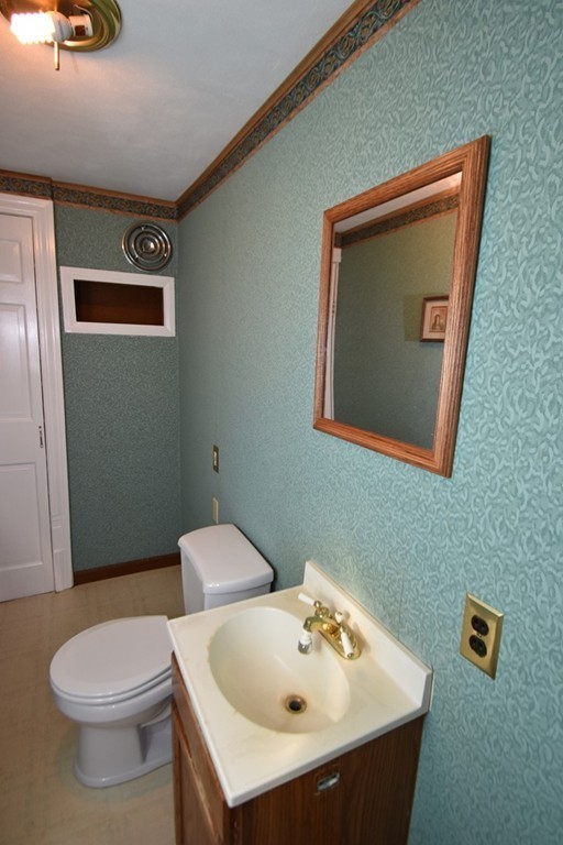 105 Main Road Westhampton, MA 01027 - Photo 17 of 30
